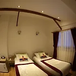 Corner Hot Hotel