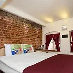 Corner Hot Hotel 3*