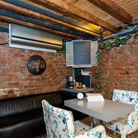 Corner Hot Ξενοδοχείο 3*