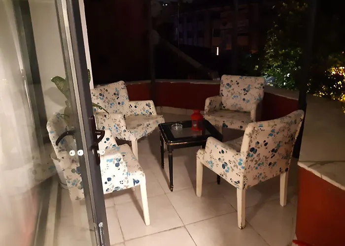 كورنر هوت فندق 3*