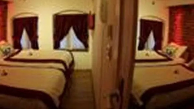 كورنر هوت فندق 3*