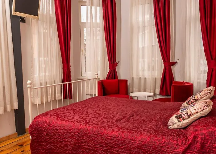 Corner Hot Отель Стамбул