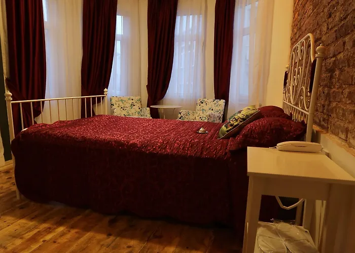 Corner Hot Отель Стамбул