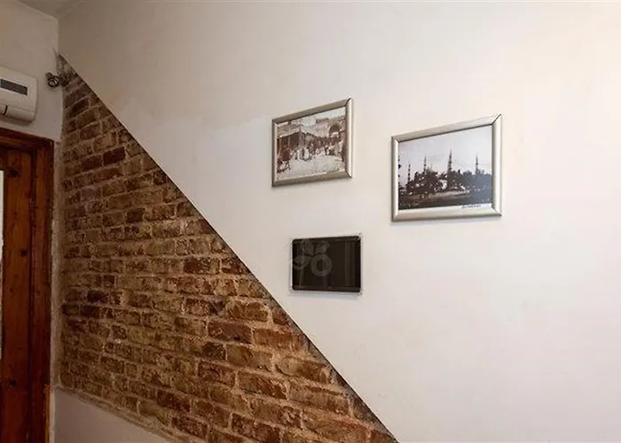 Отель Corner Hot Стамбул