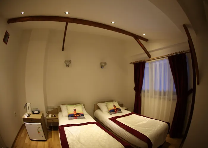 Corner Hot Отель