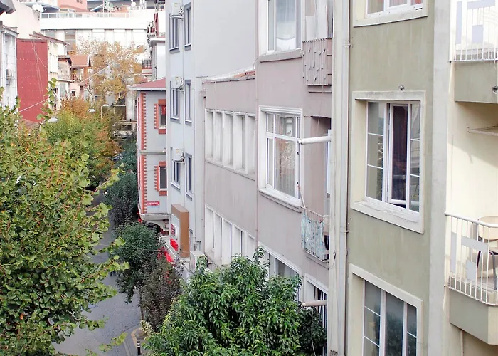 Отель Corner Hot