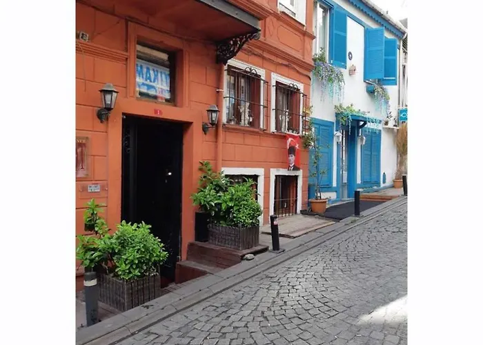 Отель Corner Hot Стамбул